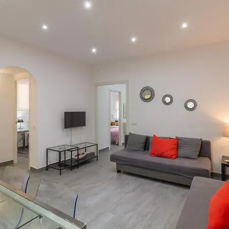 Bed&bcn Park Gueell Holiday home *